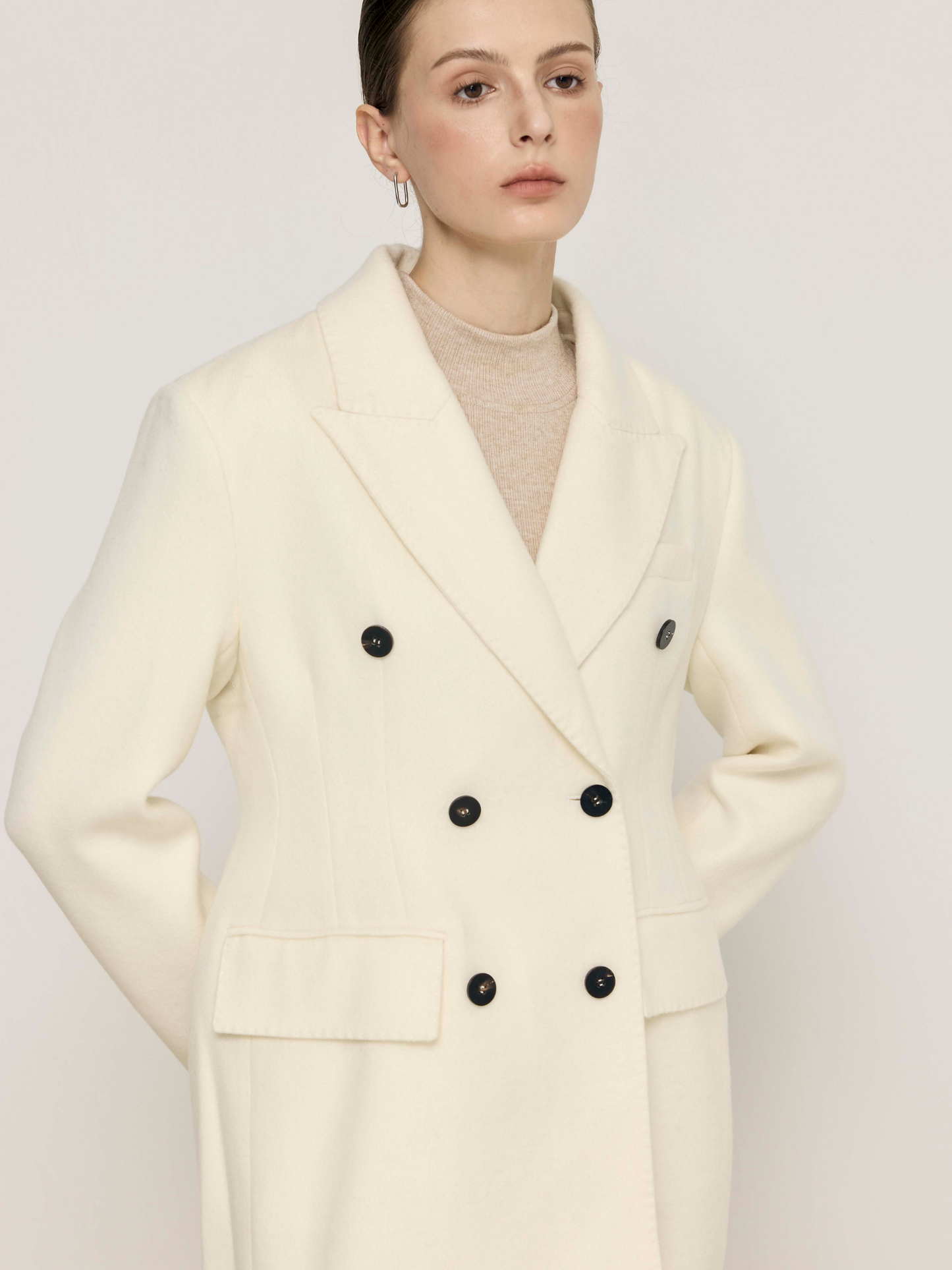 Aria White Wool Blazer