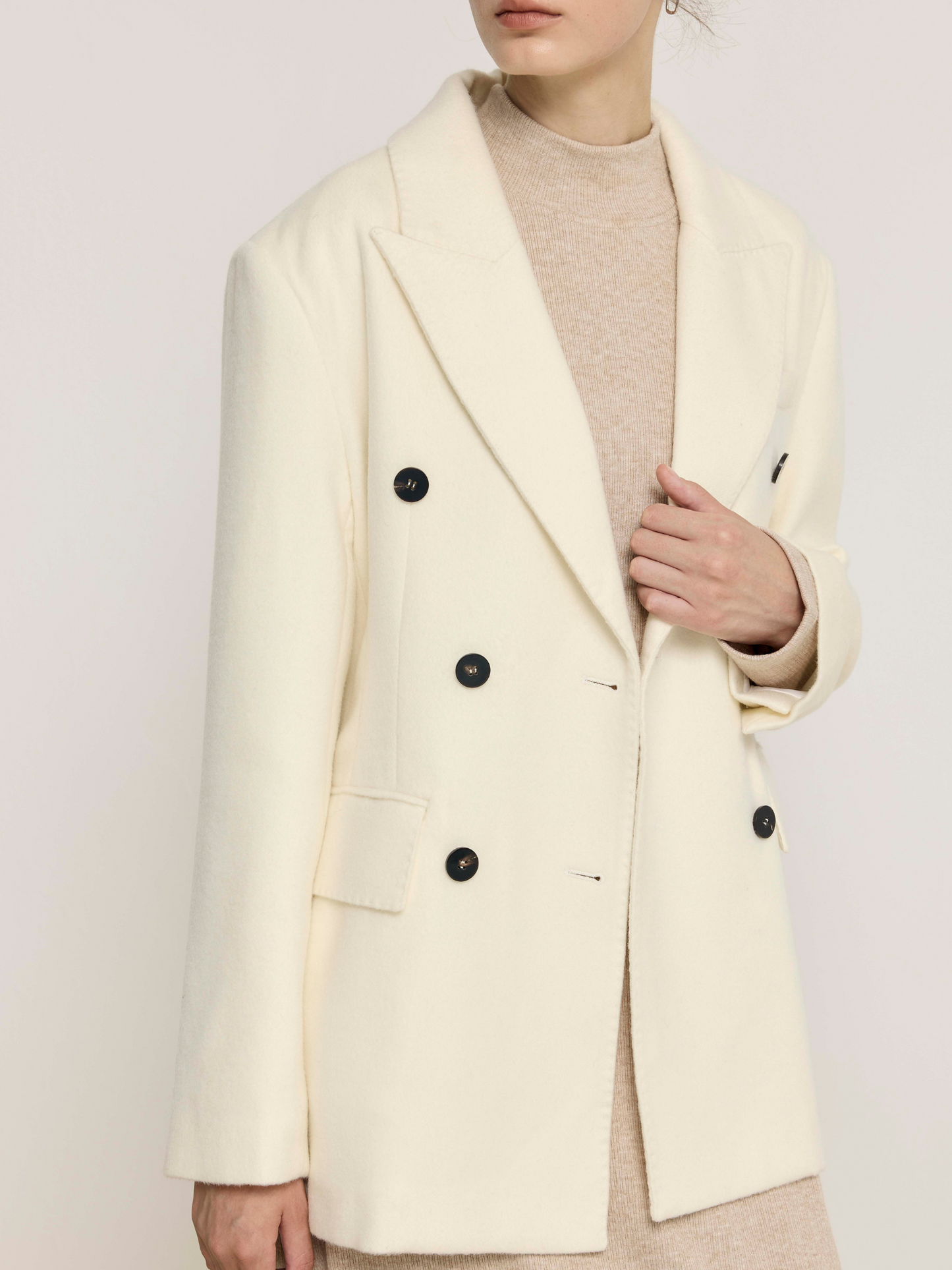 Aria White Wool Blazer