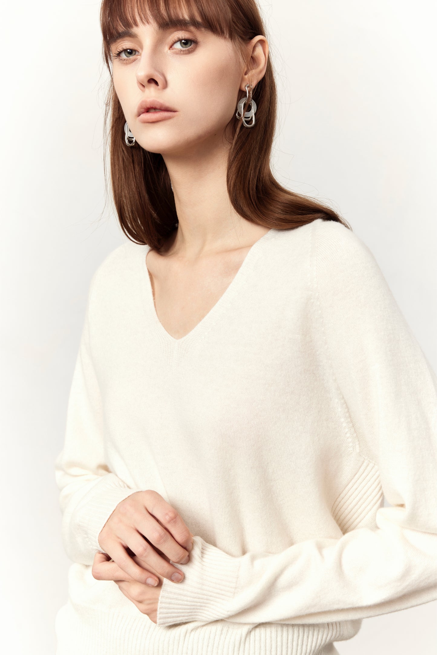 Monroe White Wool V-Neck Sweater
